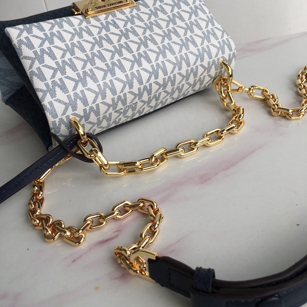 マイケルコースバッグ角部分ディテール